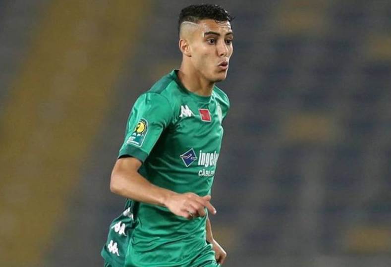 زكريا الوردي يصل إلي القاهرة للتوقيع مع الزمالك