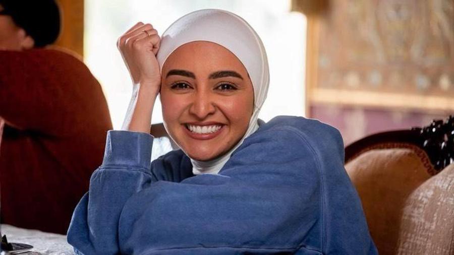 هلا رشدي: الفنانة حنان ترك شايفة إن فيه شبه بيننا.. وغنيت لأم كلثوم وأنا عمري 8 سنوات